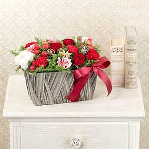 お部屋に飾ったイメージです。たちまちクリスマスらしい空間になります。