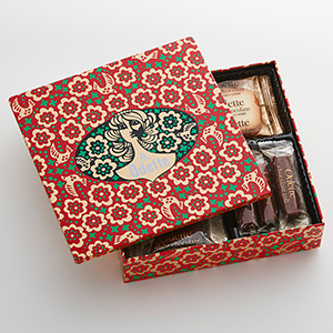 お届けする「モロゾフ オデット16個入り」です。