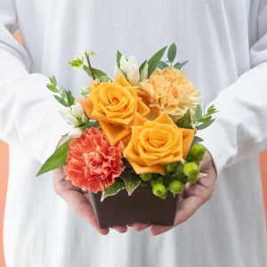 大人の女性が持ったイメージです。