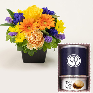 おじいちゃん・おばあちゃんのところには最中と一緒にお花をお届けします。