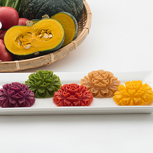 国産米粉・国産野菜パウダーを使ったやさしい風味が魅力です。