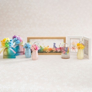 虹の橋を渡ったあの子のご家族へ送りたい、ペット向けお供え花シリーズです。