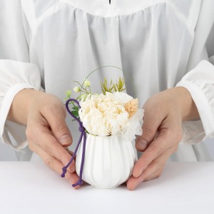 大人の女性が持った大きさイメージです。