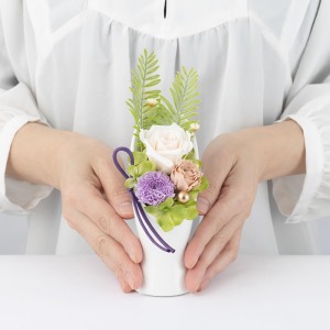 大人の女性が持った大きさイメージです。