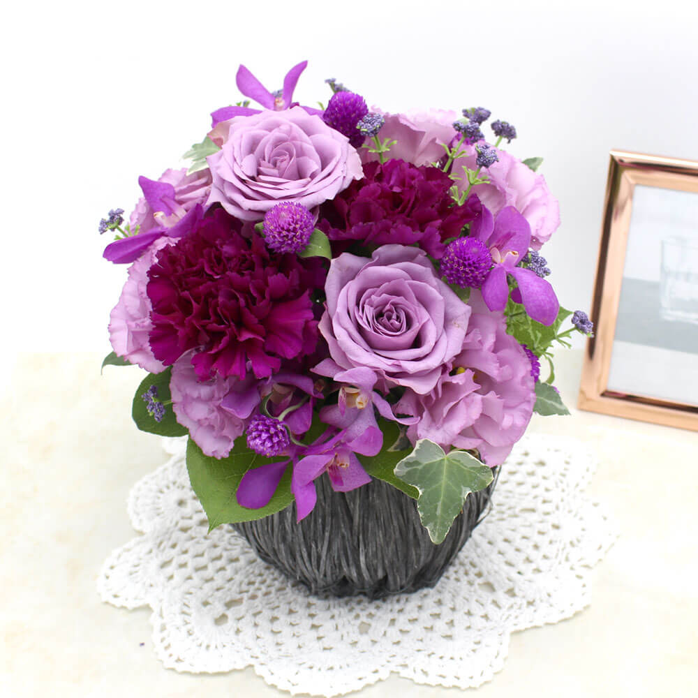 イイハナ】EXアレンジメント「La rose violette」│花の翌日宅配 イイハナ】EXアレンジメント「La rose violette」│花の翌日宅配