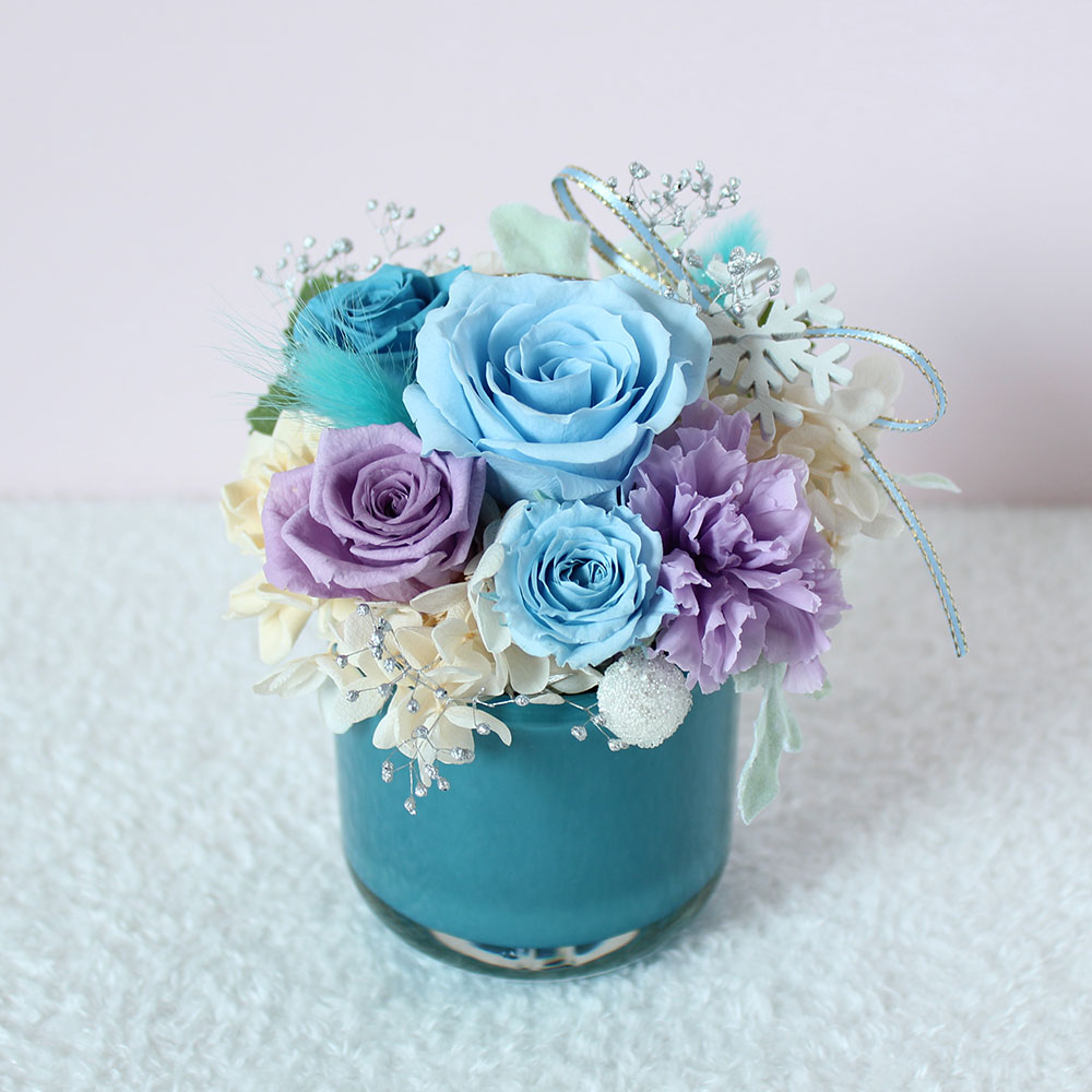 プリザーブドフラワー「Winter Blue」｜お歳暮特集｜フラワーギフト
