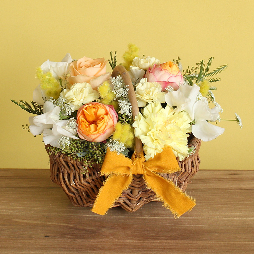 花束アレンジメント｢ミモザ・バスケット」｜春の花特集｜フラワー