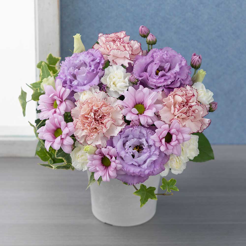 イイハナ お供え花 アレンジメント 花明かり 三色重ね 花 フラワーギフト販売 通販