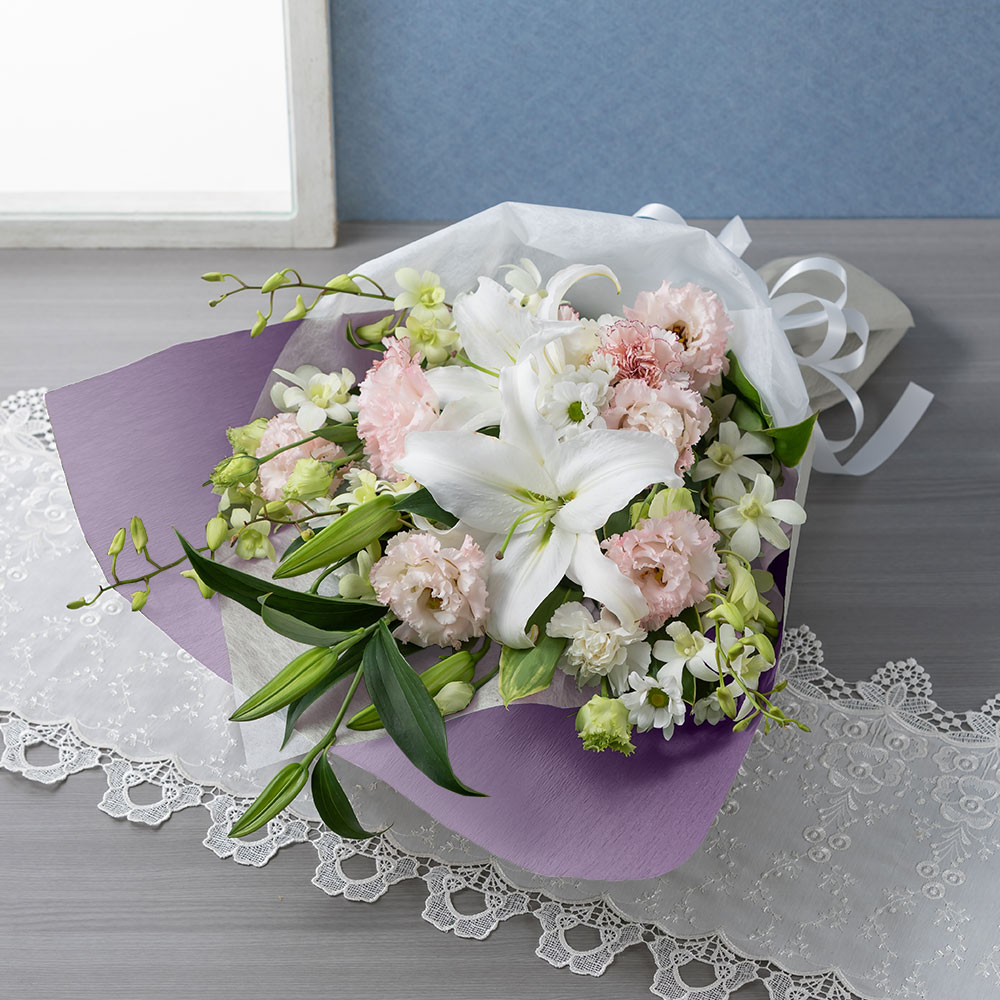 92　桜舞　お供え 江戸切子 細小路圭作 桜花 金赤 MH-239-R – 硝子工房 彩鳳