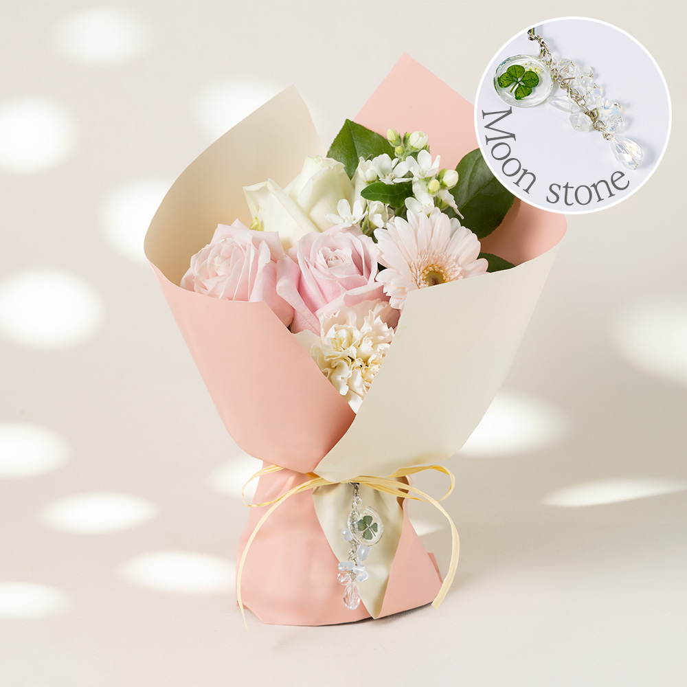 花束「Birthday Month Bouquet～June～」｜フラワーギフト通販なら