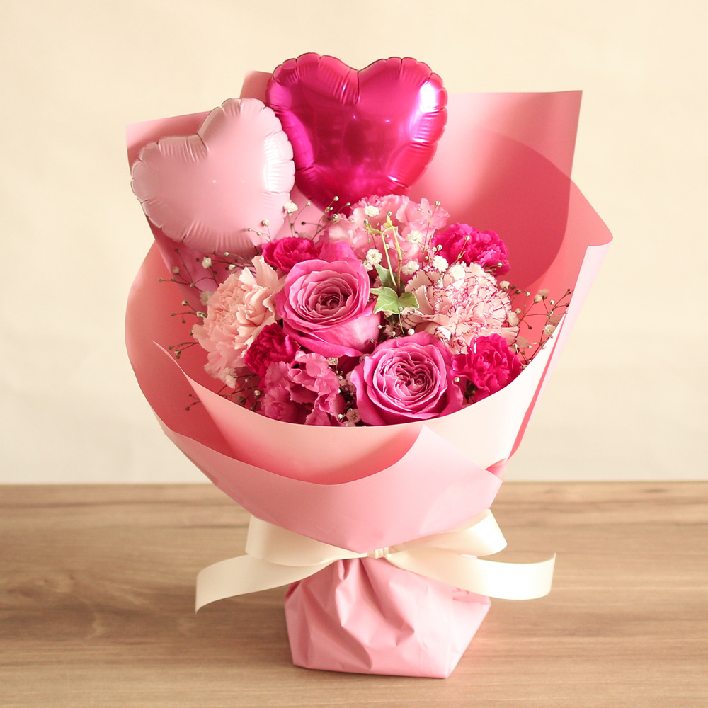 ブラックリボンのハートのチェック 思わず歌い出したくなる花束 花束「Romantic Heart Bouquet」│ フラワーギフト通販ならイイハナ