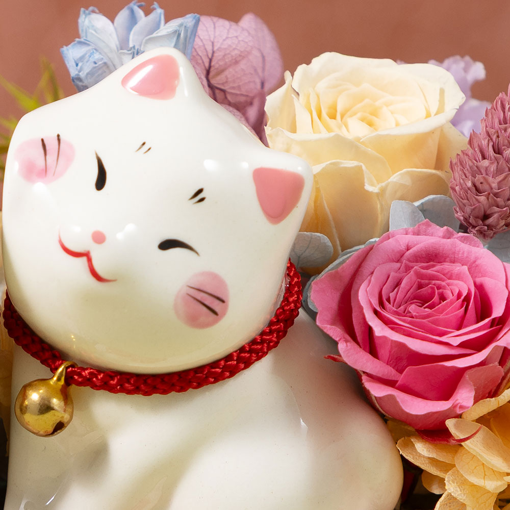 プリザーブドフラワー「ほおずりにゃんこ〜白〜」