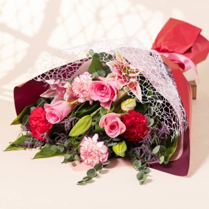 �S���͒������y���ݒ�����悤�A�ڂ݂̏�Ԃŏo�ׂ��܂��B���͂��n��₨�󂯎��̃^�C�~���O�A�G�߂�C�����ɂ��J�ԏ󋵂��ʐ^�ƈقȂ�ꍇ������܂��B