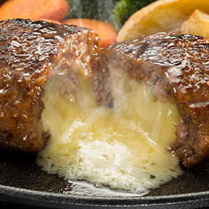 �Ƃ�[��L�т�`�[�Y�ƃ`�F�_�[�`�[�Y��2��ނ��g�p�B�����`�[�Y�Ɋ������܂��I