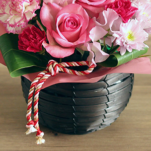 �g�R�Řa�̃e�C�X�g���v���X�����_���Ȏd�オ��ƂȂ��Ă��܂��B