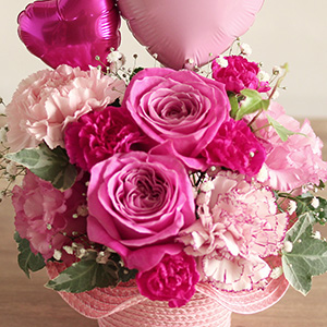 �s���N�̉ԁX���D�����炫�A���炵�����������܂��B