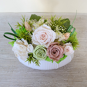 �ォ�猩���l�q�ł��B�C���e���A�Ƃ��Ċ��􂵂Ă��ꂻ���ȉ����̃f�U�C���ł��B