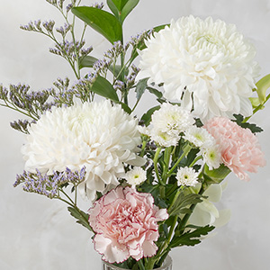 ���݊��̂���f�B�X�o�b�h�}���ɂ₳�����F�����̉ԁX�����킹���A�����W�����g�ł��B