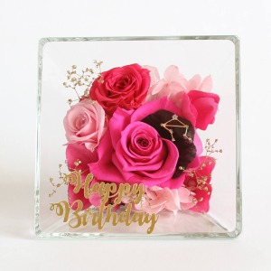 �uHappy Birthday�v�̃��b�Z�[�W��Y���āA��w���ʂȃM�t�g�ɁB�i�{220�~/�ō��j