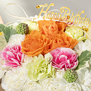 �X�v���[�o���𒆐S�ɁA�{���̃P�[�L�̂悤�ȉ؂₩�����y���߂�A�����W�����g�ł��B