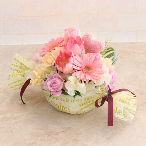 イイハナ Exアレンジメント ピンキー キャンディ 花の翌日宅配はお急ぎオーダー