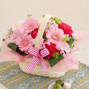 EXアレンジメント「Cheerful Flower Basket〜Pink〜」