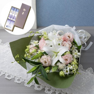花束「花穂のか(桜色重ね)〜お線香付き〜」