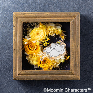 MOOMIN/プリザーブドフラワー「三日月の壁掛け ムーミン&スノークのおじょうさん」